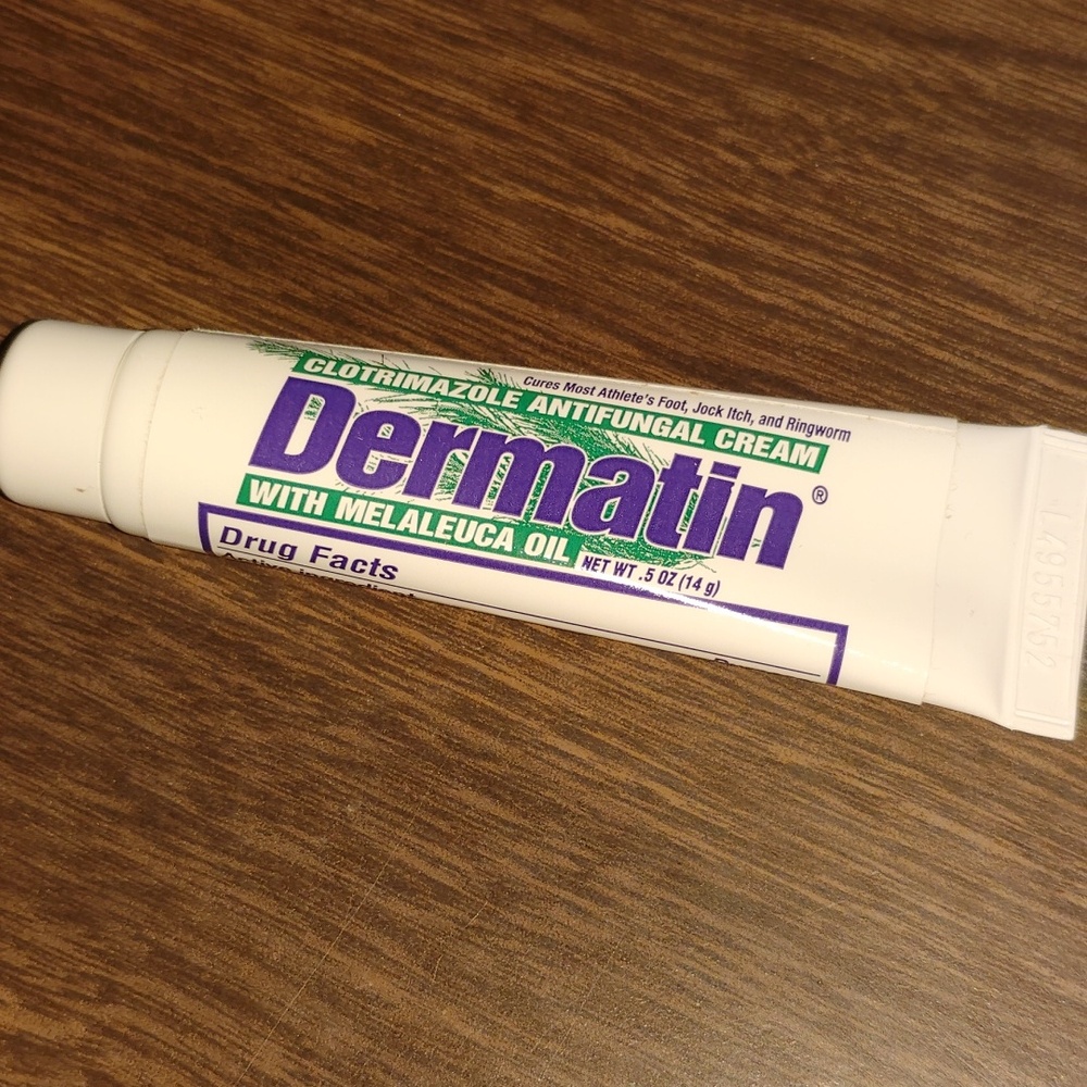 Dermatin Antifungal Cream Size: 0.5oz. clotrimazole - stop fungi - cure ringworm - Picture 2 of 16